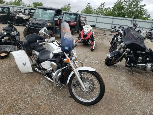 Honda VT600CD (SHADOW VLX DELUXE)