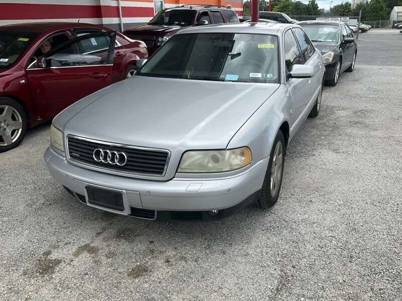 Audi A8
