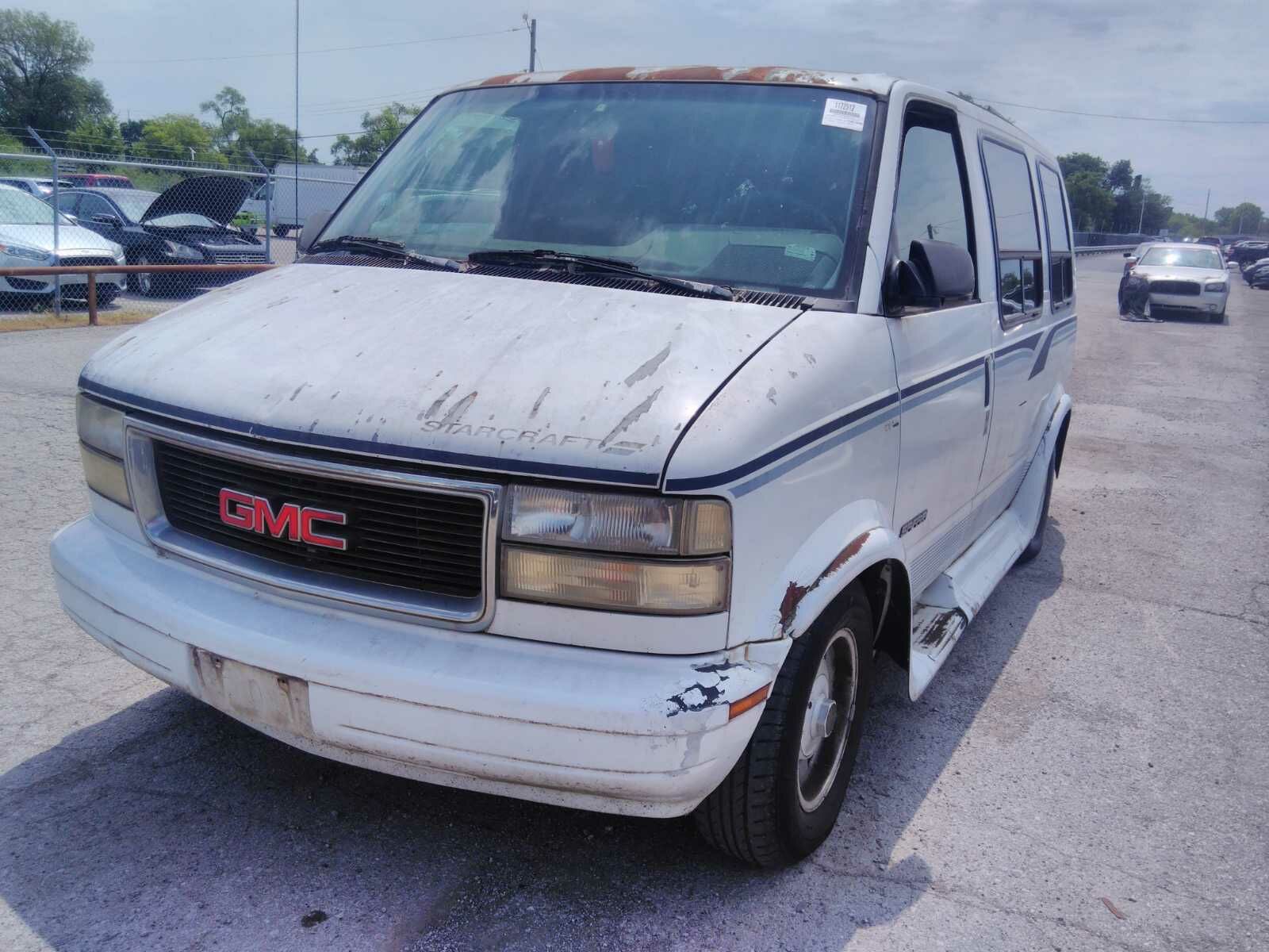 GMC Safari