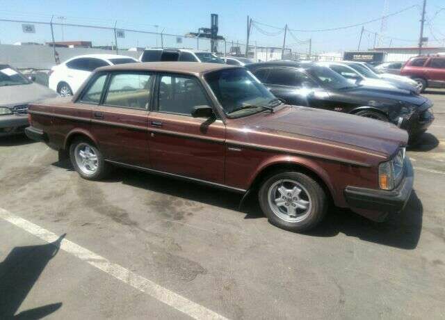 VOLVO