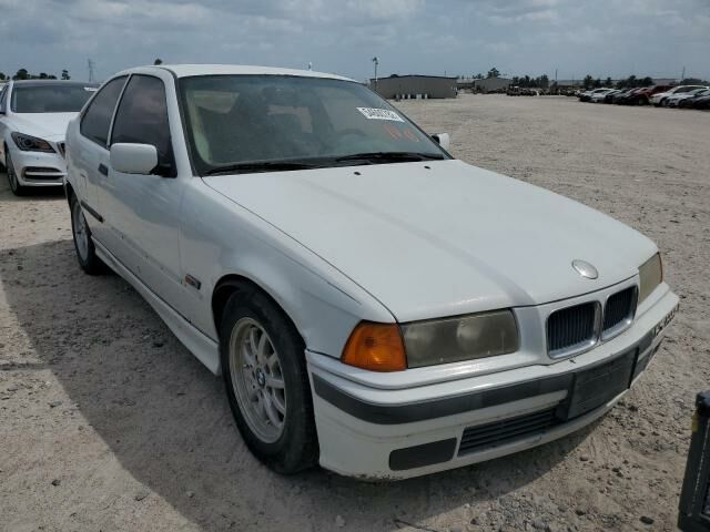 BMW 318ti