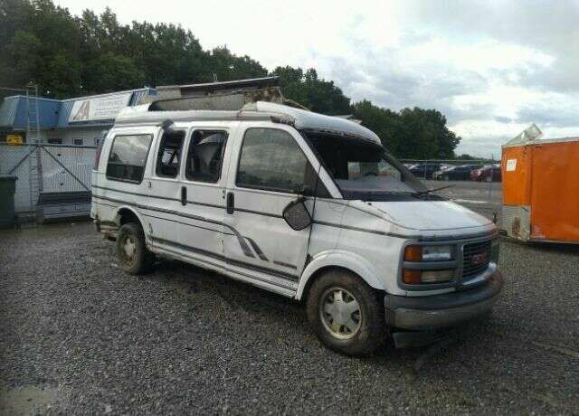 GMC Savana