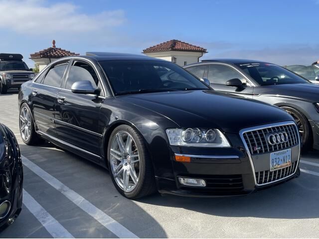 Audi S8