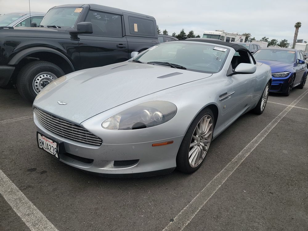 Aston Martin DB9