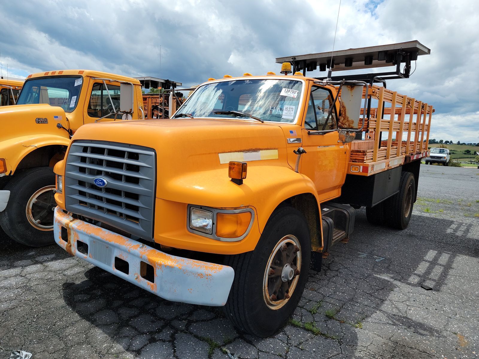Ford F-800