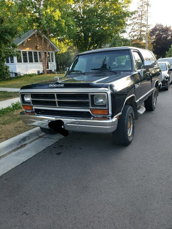 Dodge Ramcharger
