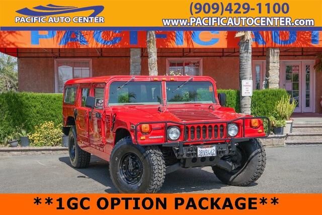 HUMMER H1