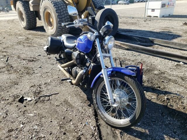 Honda VT750 (Shadow)