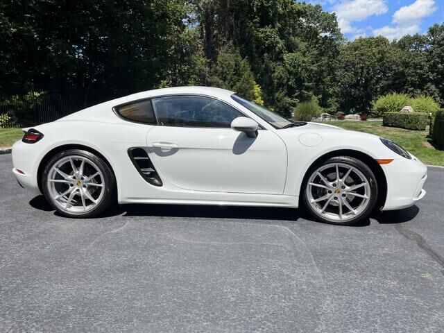 Porsche Cayman