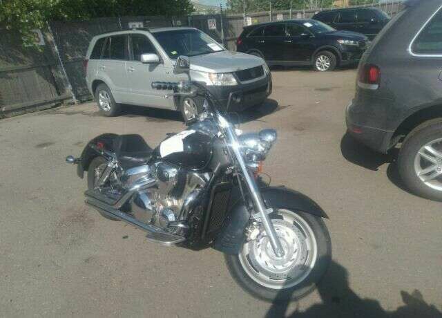 Honda VTX1300R