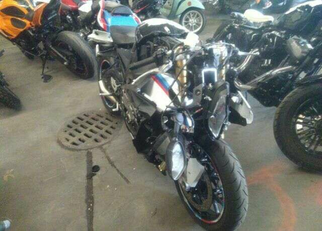 BMW S 1000 RR