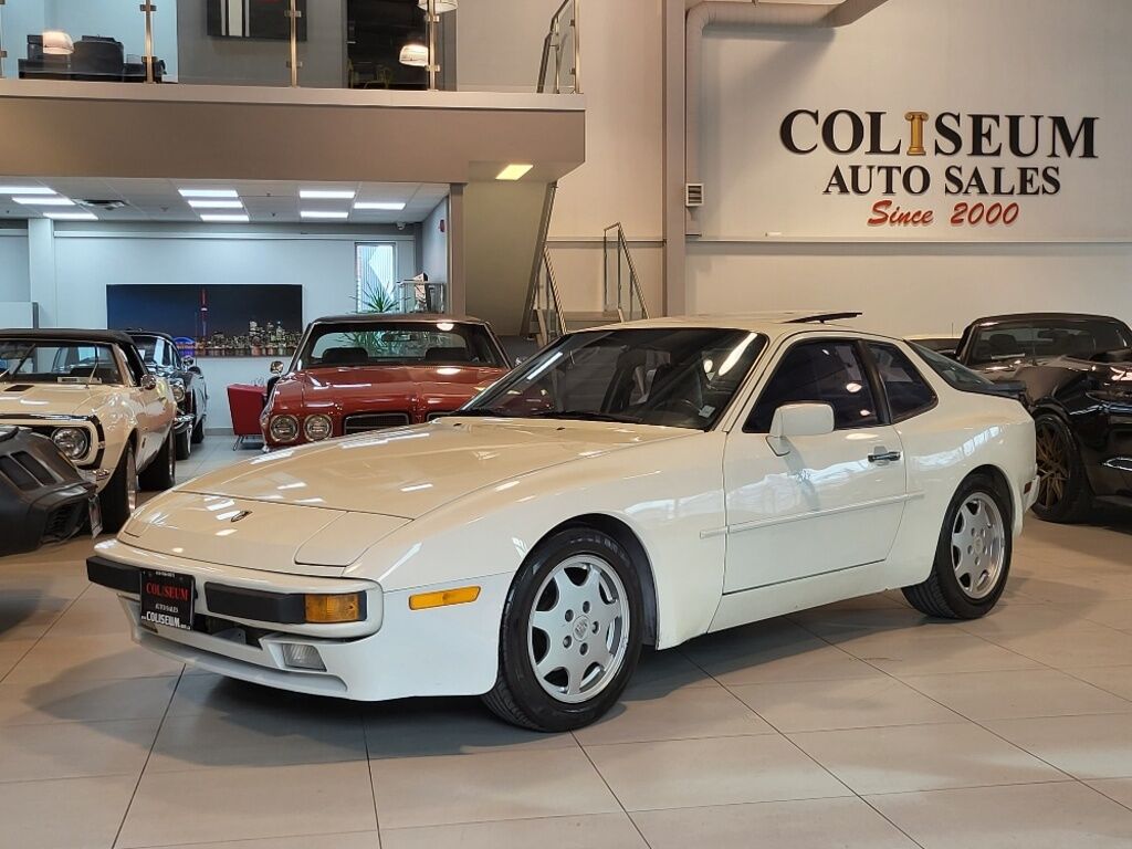 PORSCHE