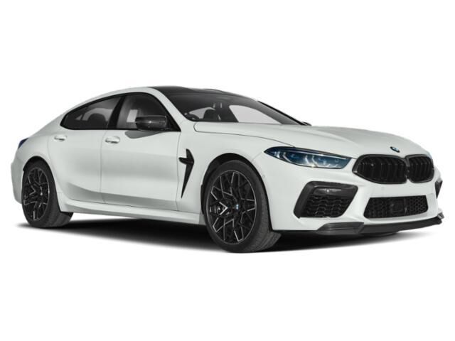 2023 BMW M8