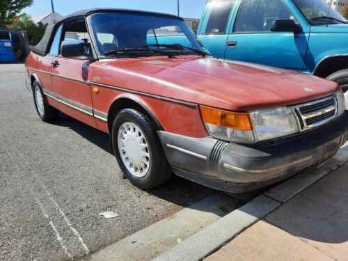 Saab 900