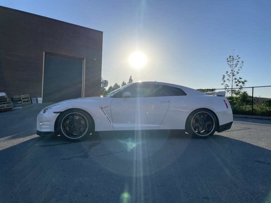 Nissan GT-R