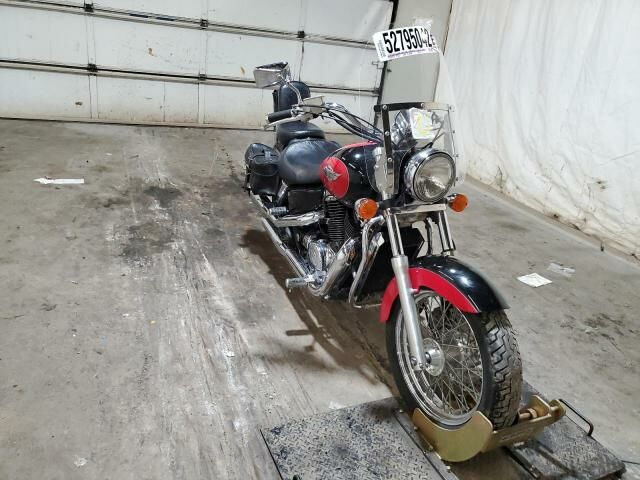 Honda VT1100C2 (SHADOW ACE)