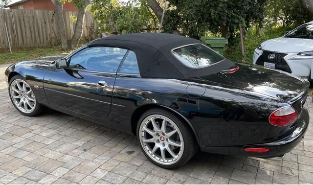 Jaguar XKR