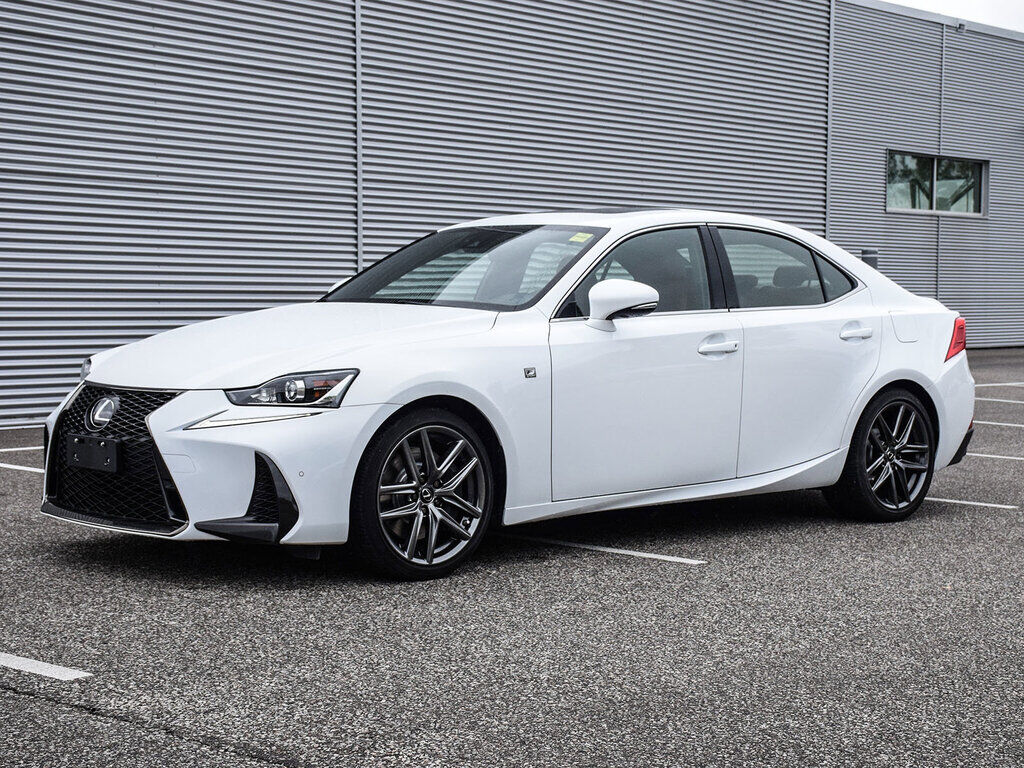 2019 Lexus IS