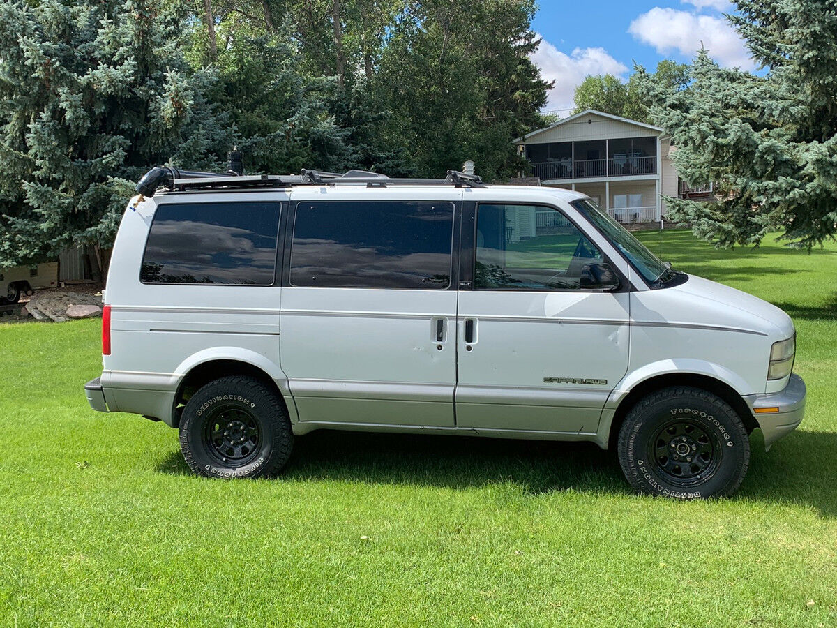 GMC Safari