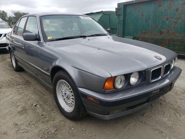 BMW 530i