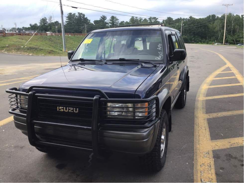 Isuzu Trooper