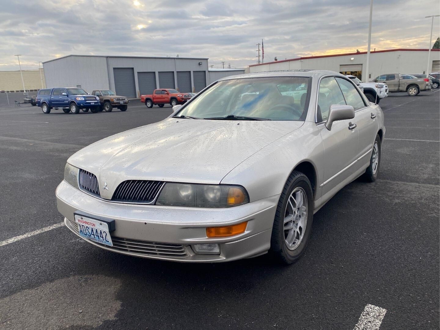 Mitsubishi Diamante