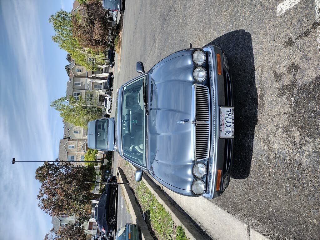 Jaguar XJ6