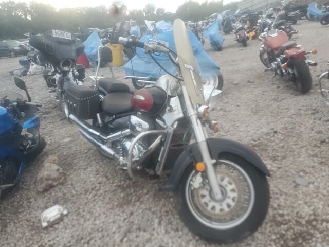 Suzuki VL800