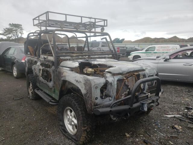 Land Rover Defender