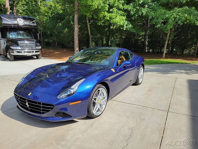 Ferrari California T