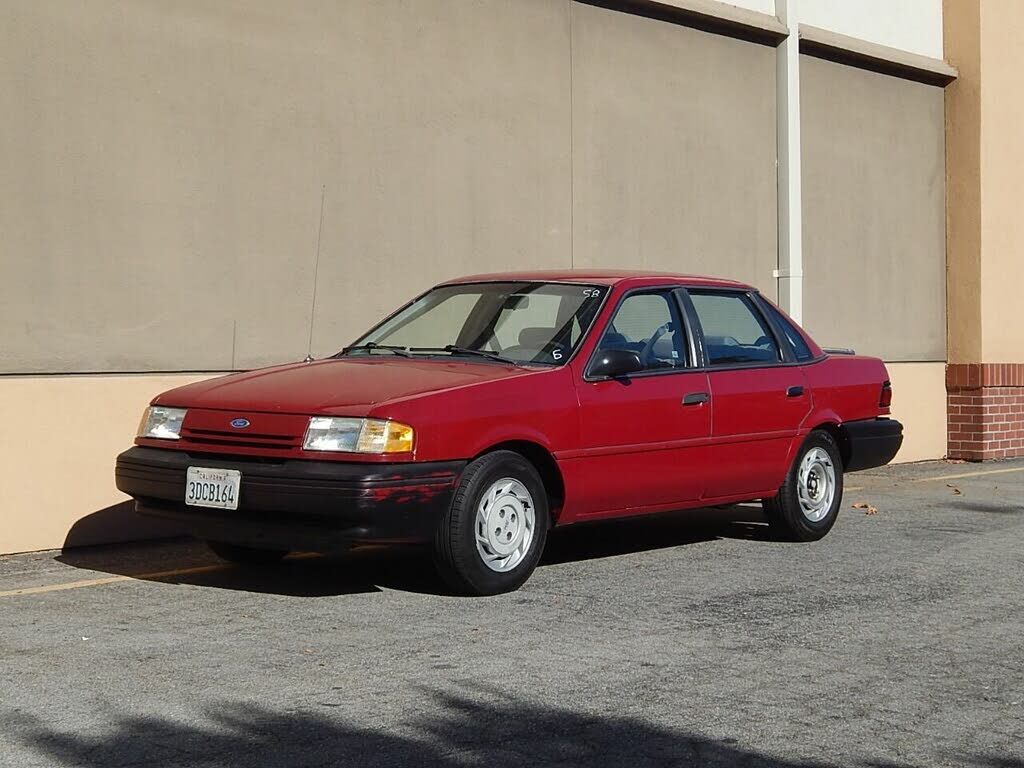 Ford Tempo