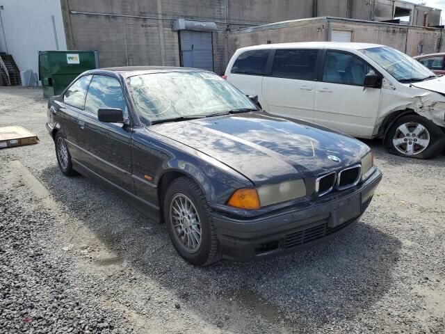 BMW 323is