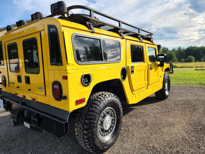 HUMMER H1