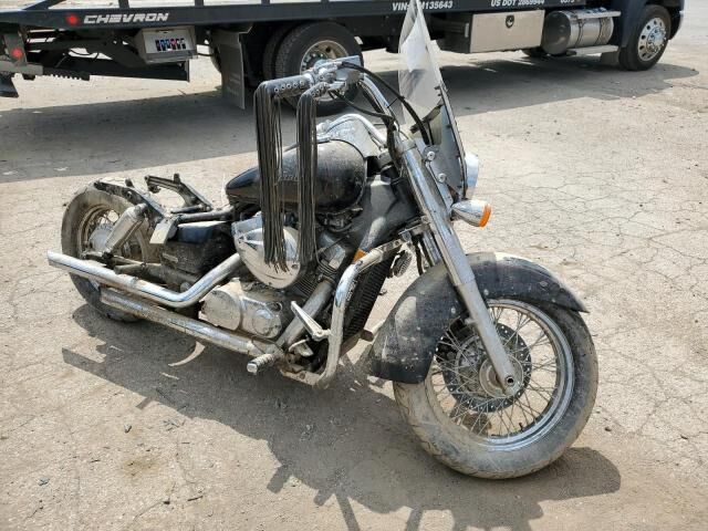 Honda VT750 (Shadow Aero)