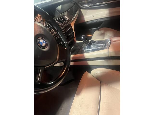 BMW 740Li