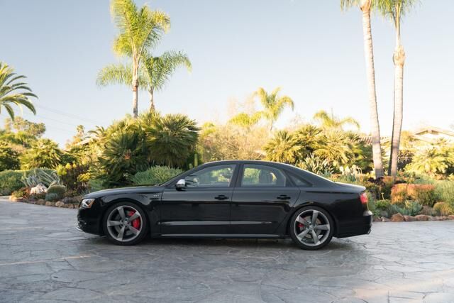 Audi S8
