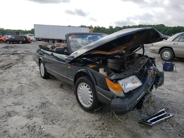 Saab 900