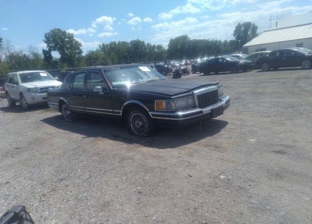 Lincoln Town Car