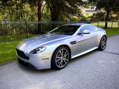 Aston Martin V8 Vantage