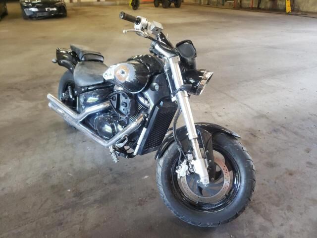 Suzuki VZ800
