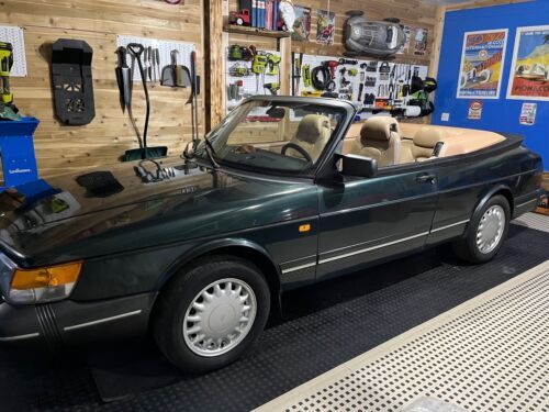 Saab 900