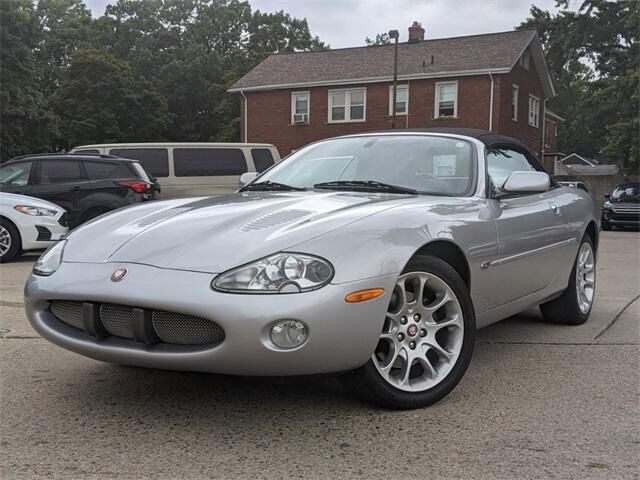 Jaguar XKR