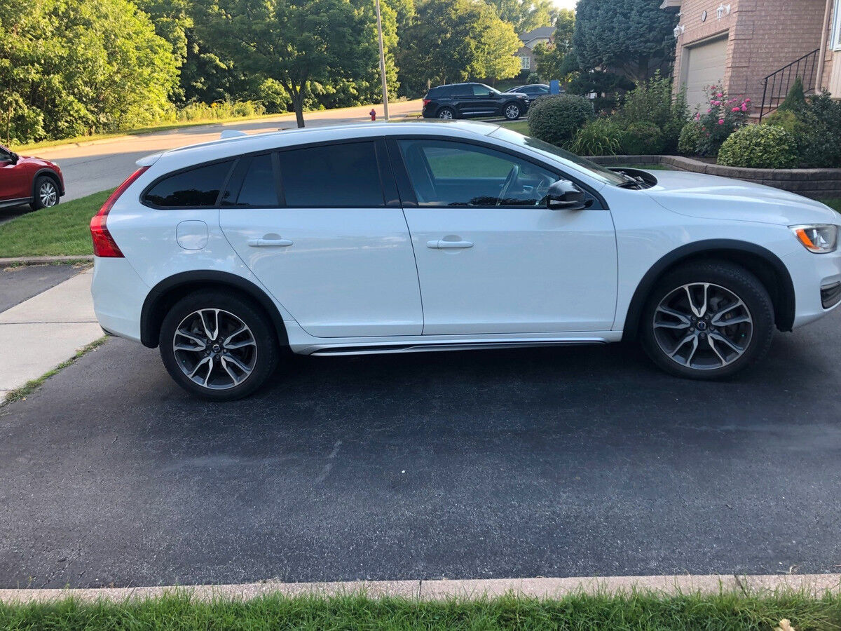 Volvo V60CC