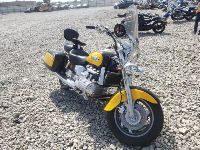Honda GL1500C (VALKYRIE)