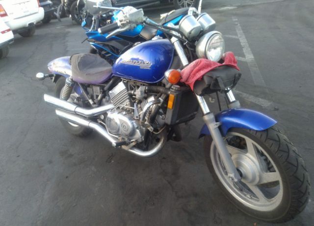 Honda VF750C (MAGNA)