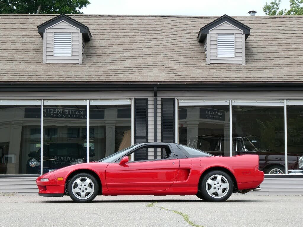 ACURA