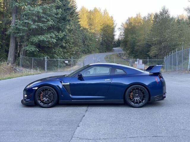 Nissan GT-R
