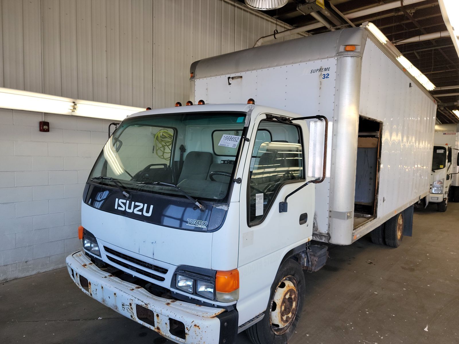 Isuzu NQR