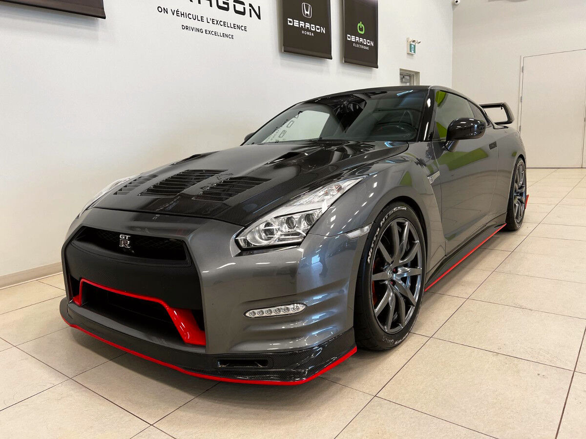 Nissan GT-R