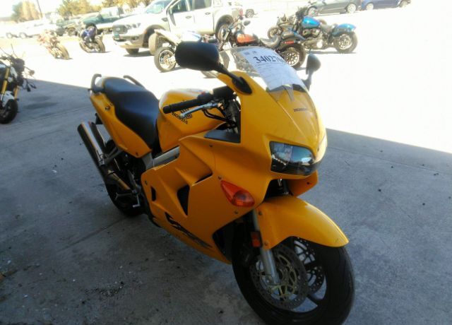 Honda VFR800Fi (INTERCEPTOR)